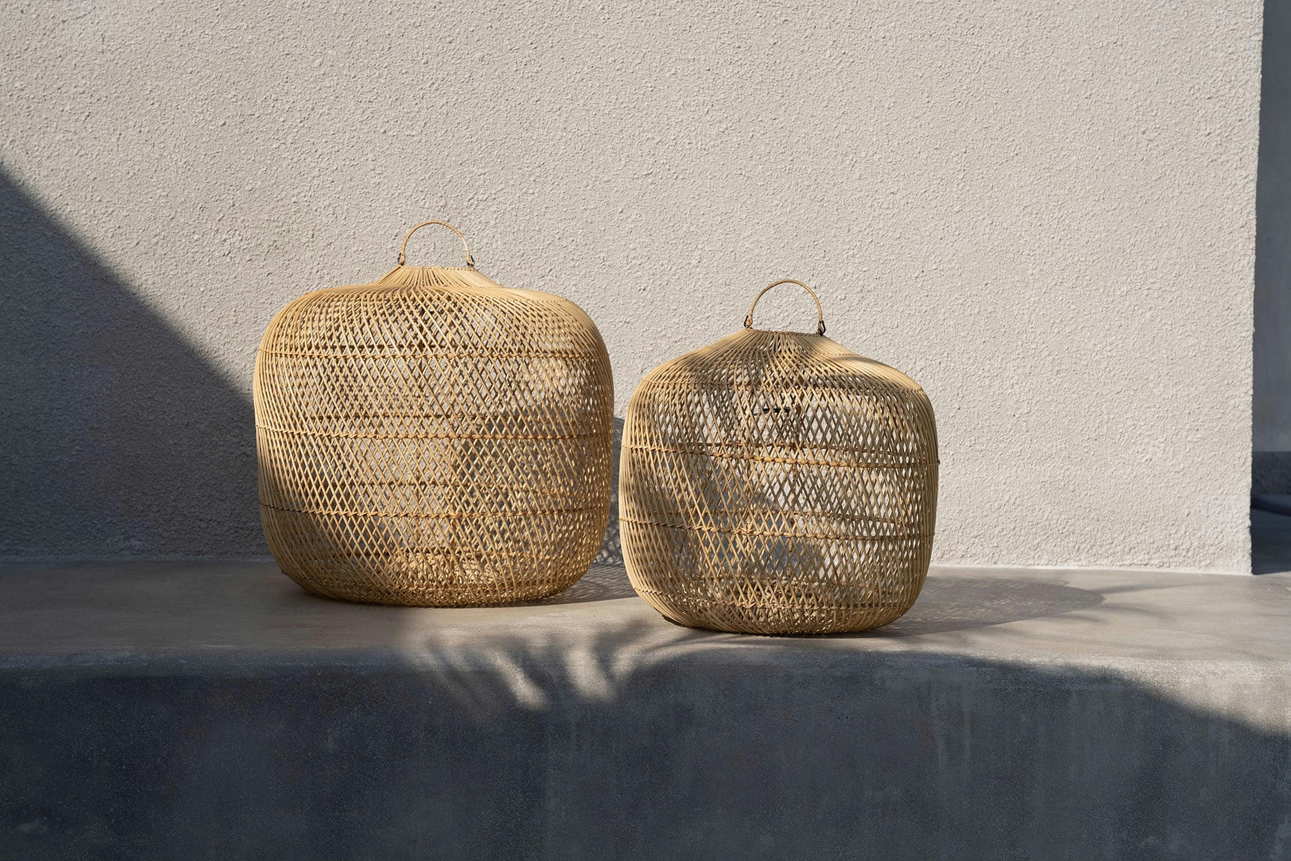 BATU BOLONG - Abat-jour en rotin naturel 58x55