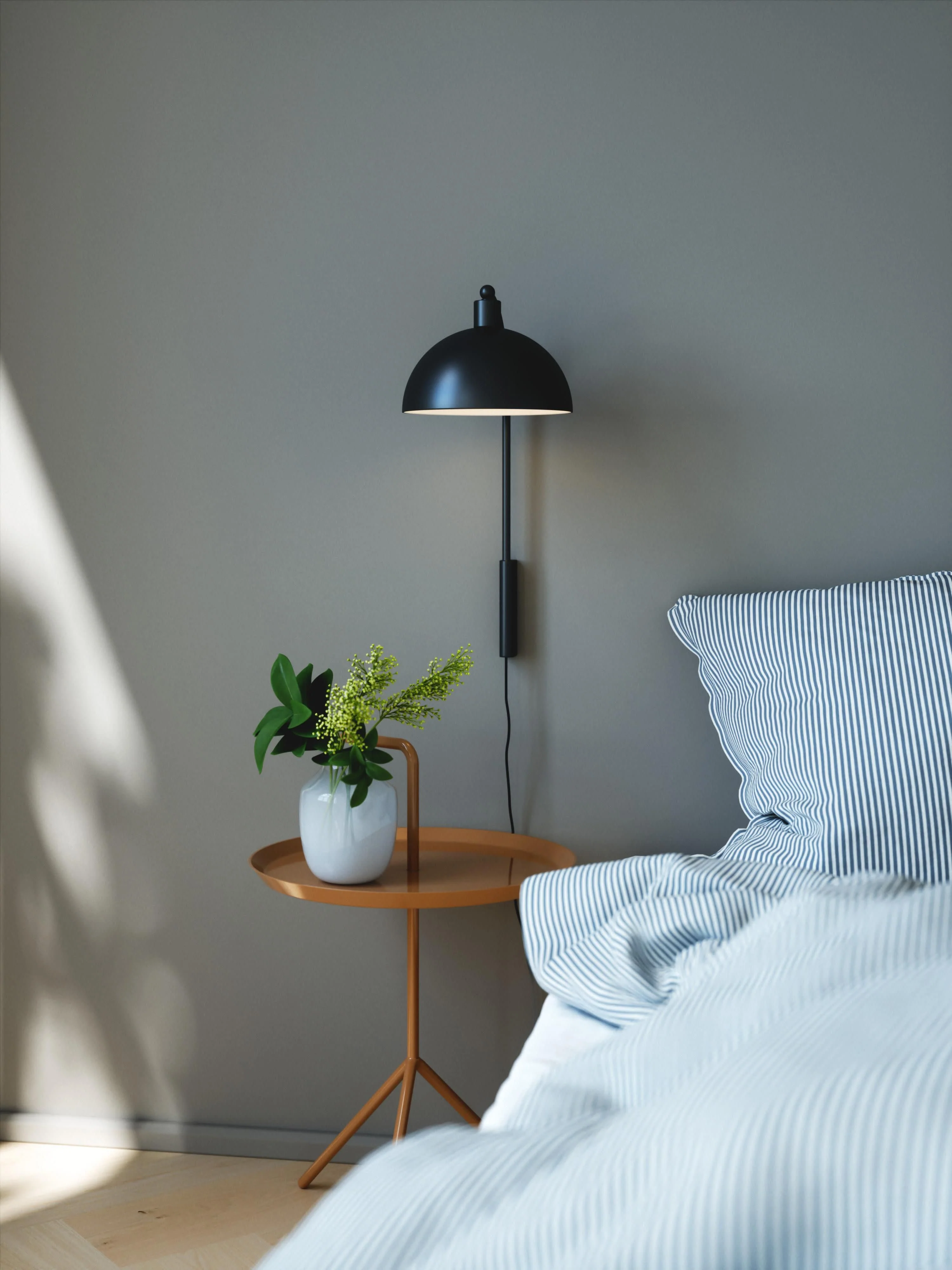 Große Wandleuchte Ellen mit Stecker