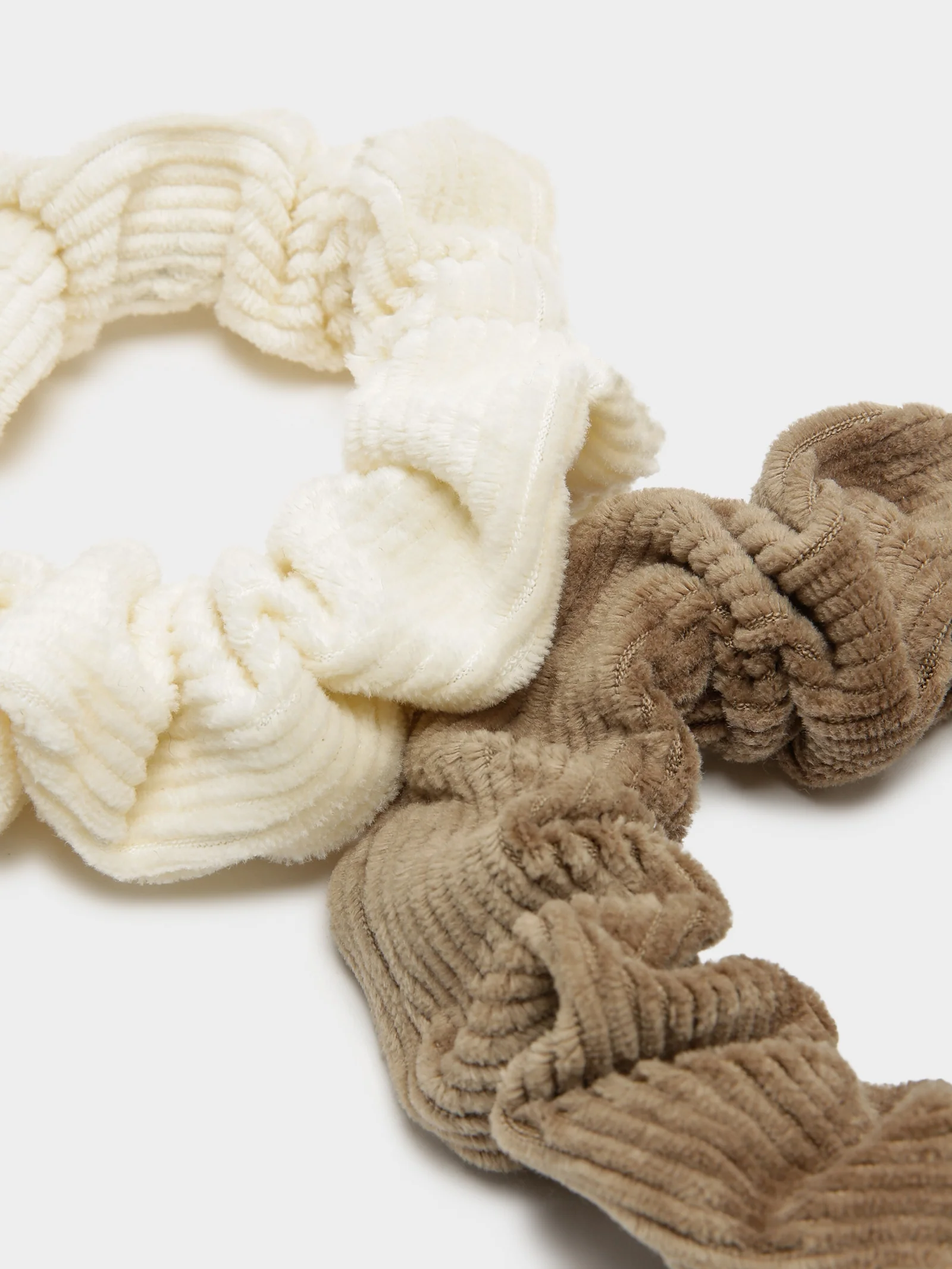 2 Cord Scrunchies