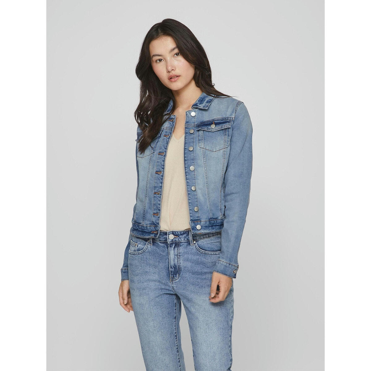 Veste en jean courte, coupe droite