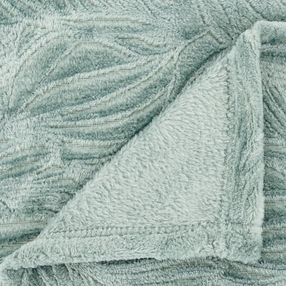 Plaid/bankdeken Leafes - ijsblauw - 180 x 230cm - polyester