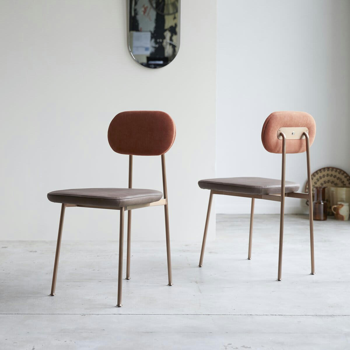 YUTAPI - Chaise Sienna choco en cuir