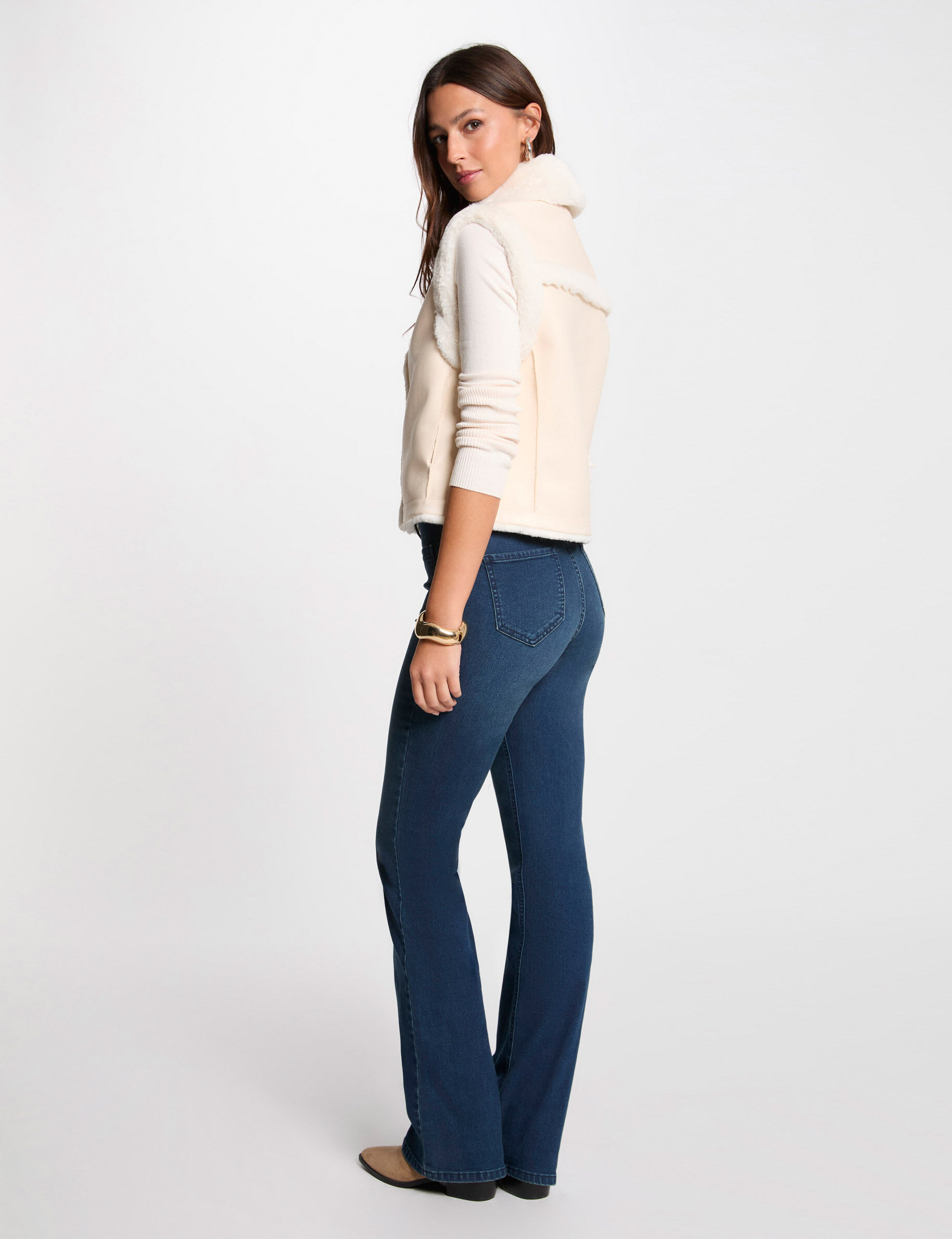 Short Sleeveless Jacket Ivory Women