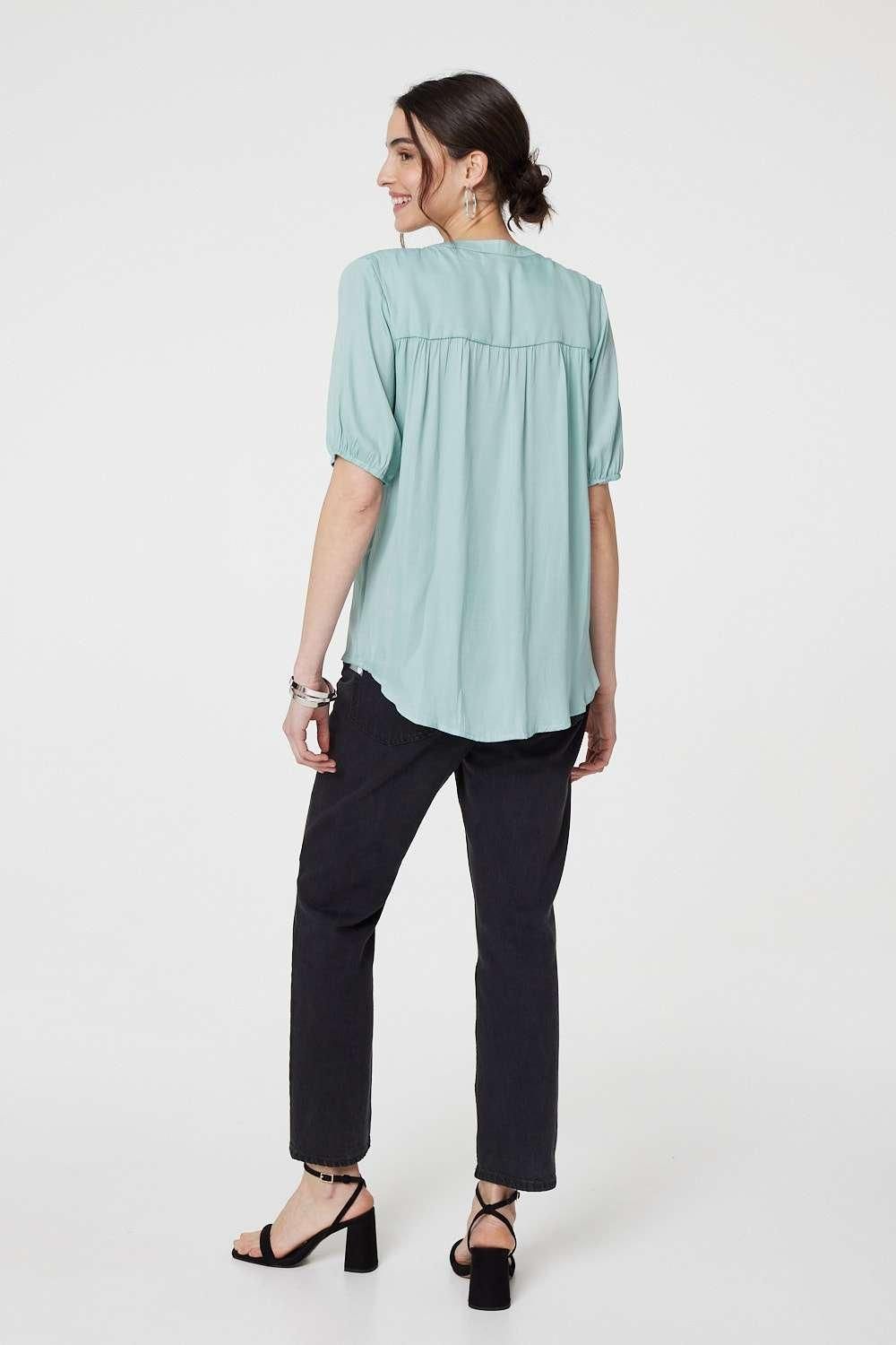 Izabel London Plain V-Neck Puff 1/2 Sleeve Shirt