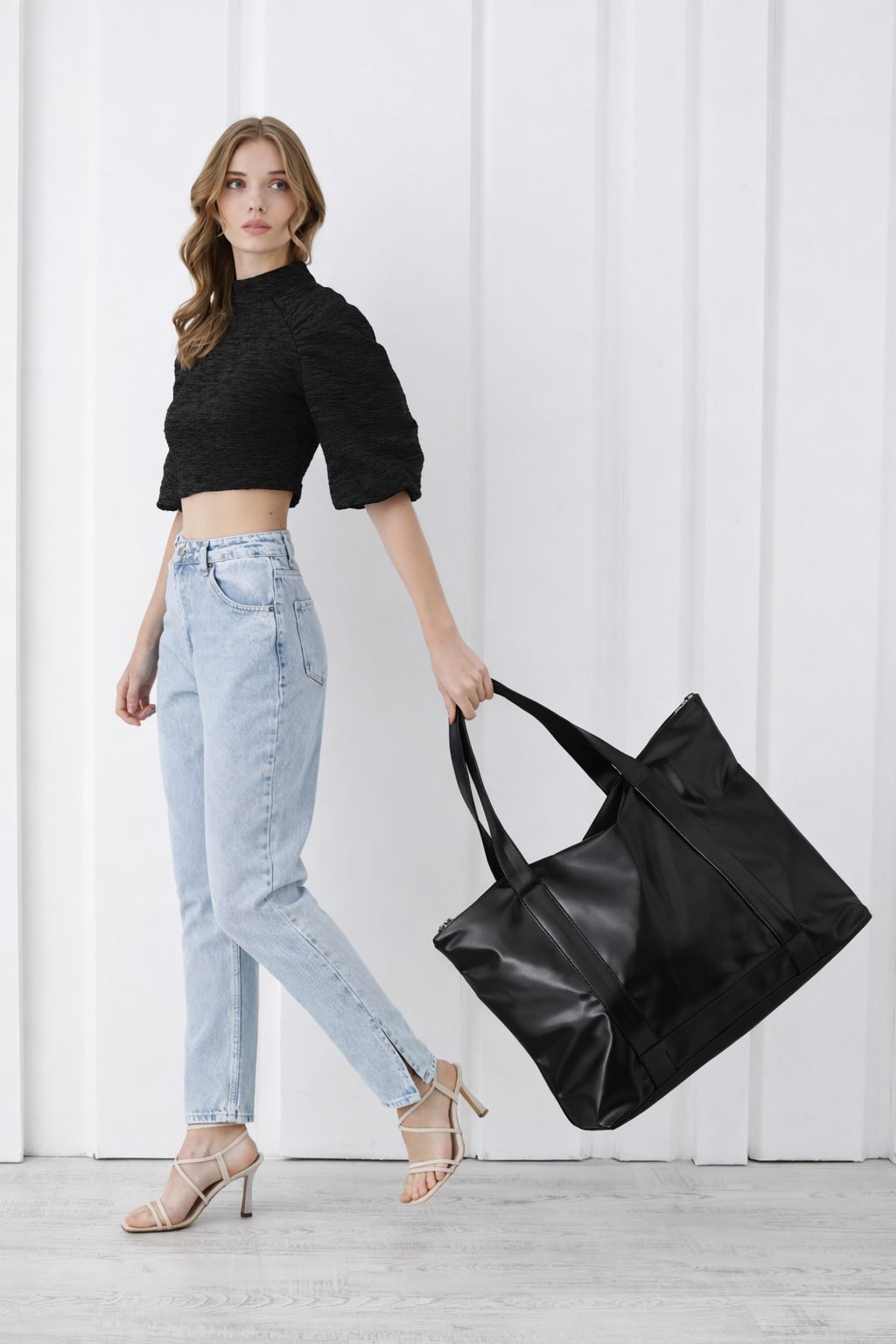 Belissh Metallic Finish Pu Leather Weekend Bag