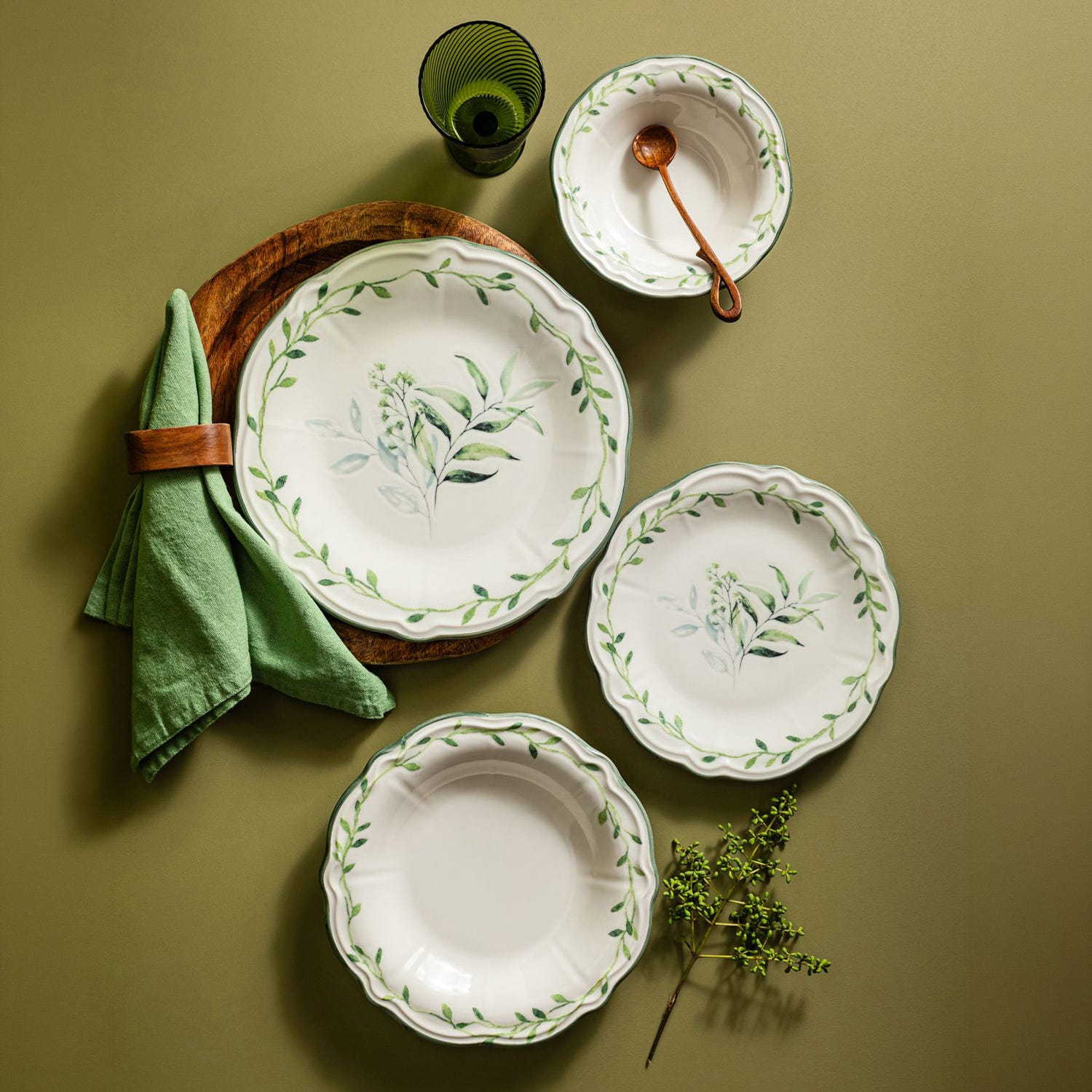Set 24 piatti Olivessa
