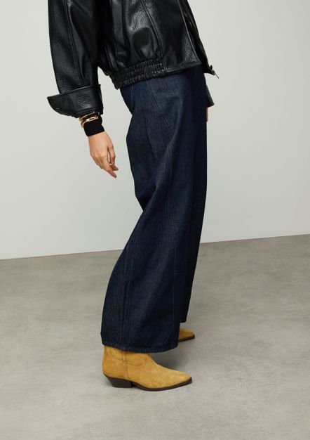 Taupe suède western enkellaarsjes