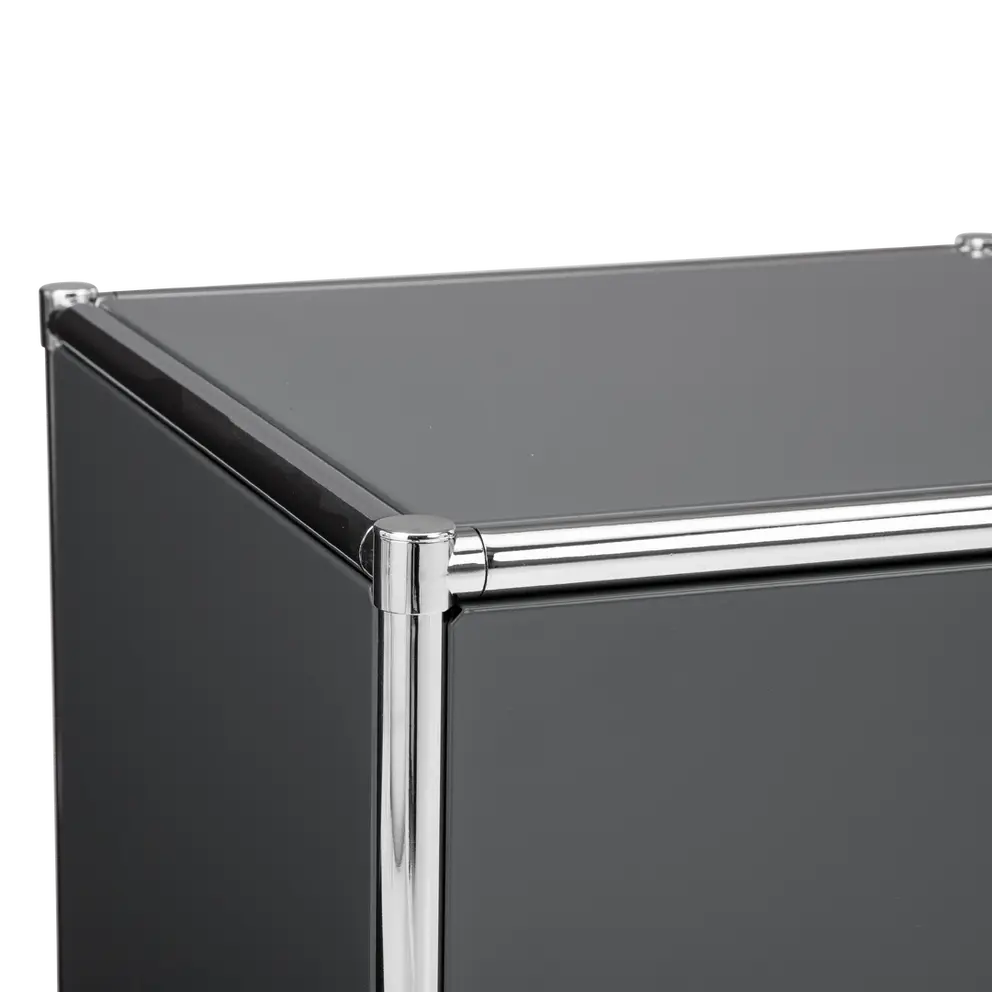 Beistellmöbel Quadro