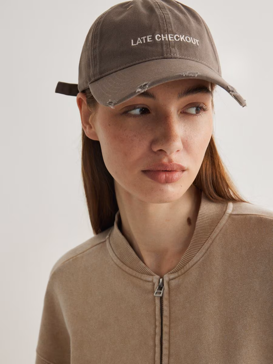 Ladies' Peaked Cap