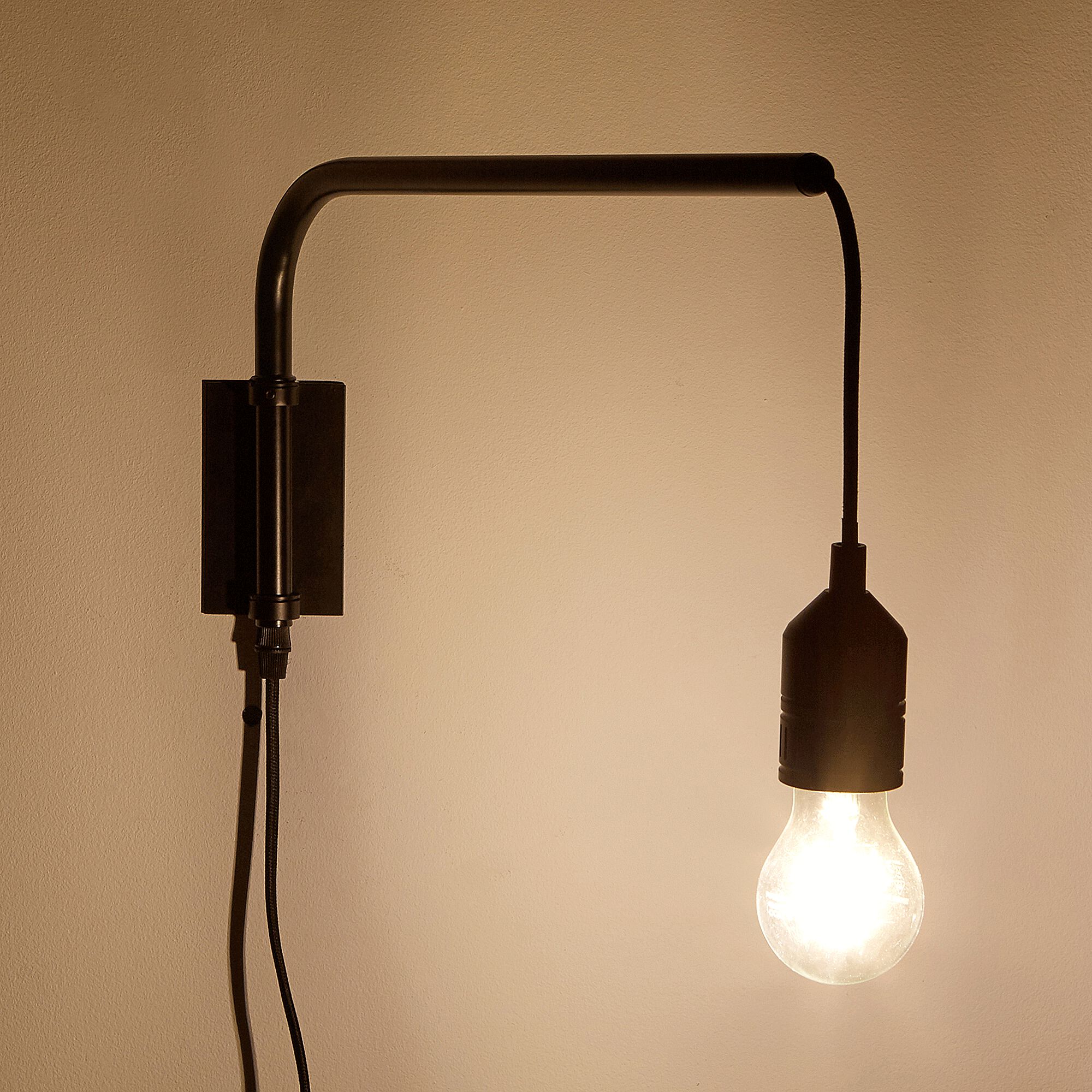 NANS - Applique murale en acier - L42cm noir