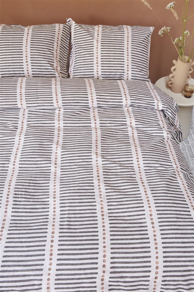 vtwonen Stip and Stripe dekbedovertrek - 240x200 220 - Blush