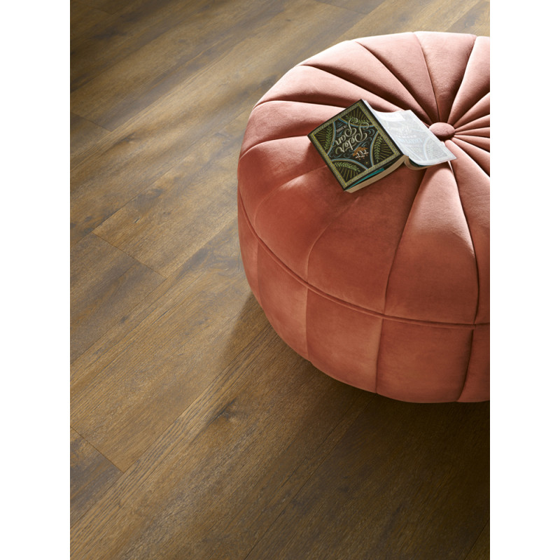 Sol en vinyle Namsen Pro chêne siècle foncé 2,84 m² PERGO