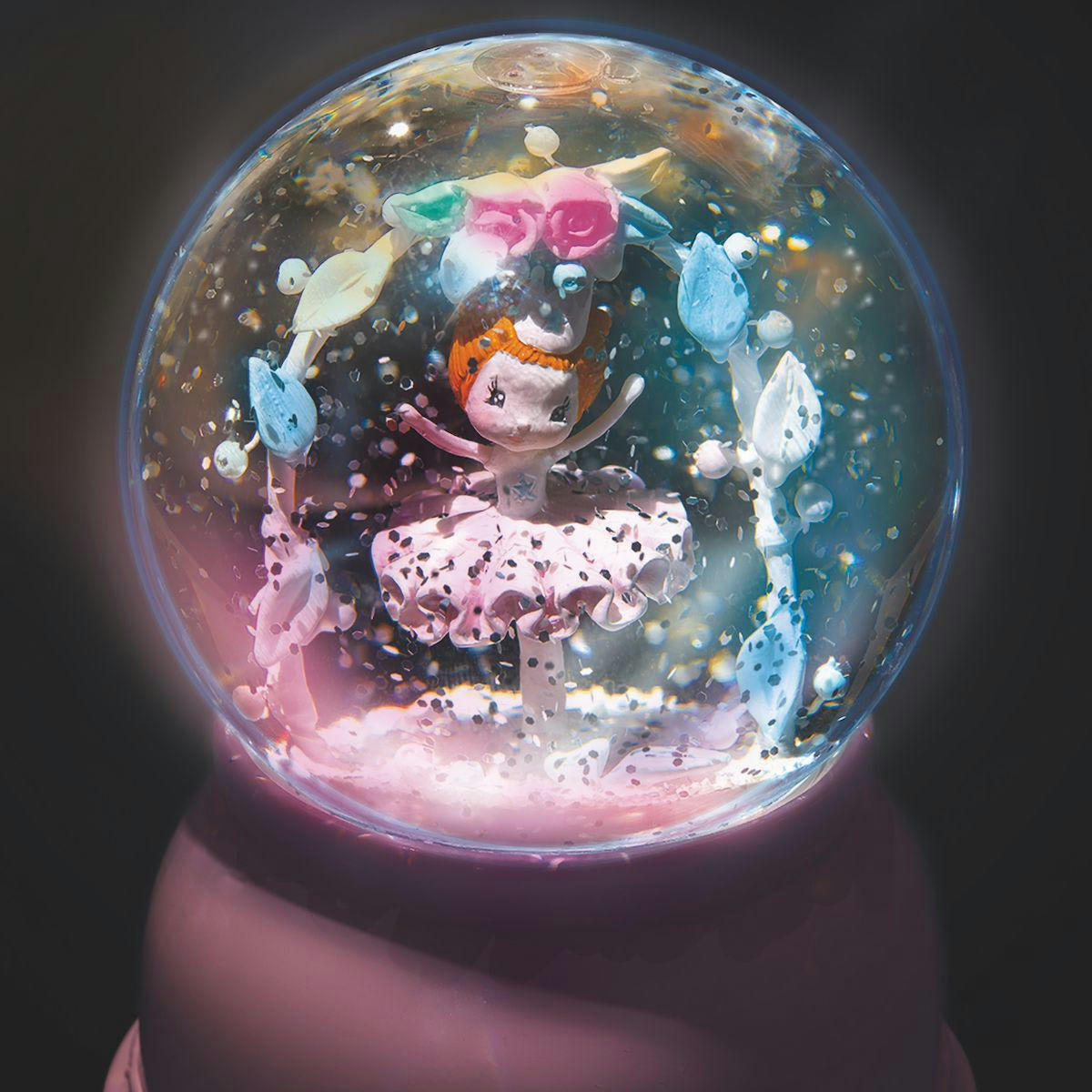 - Veilleuse-boule à neige ballerine