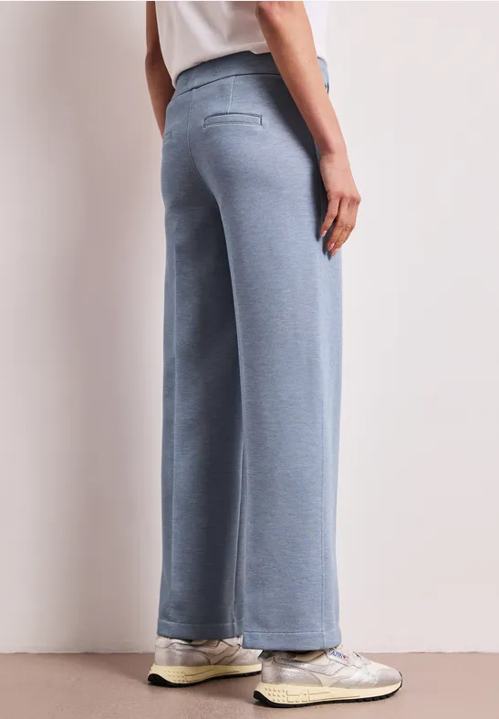 Wide Leg Hose mit Knopfdetails