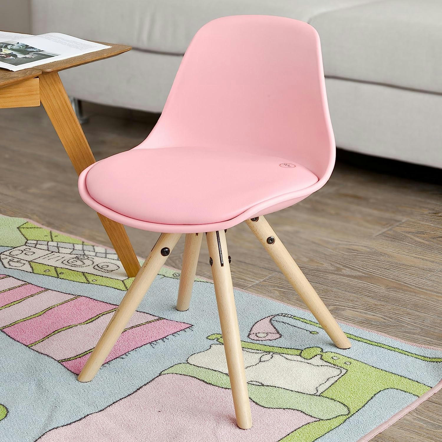 - Chaise pour enfant rose en bois