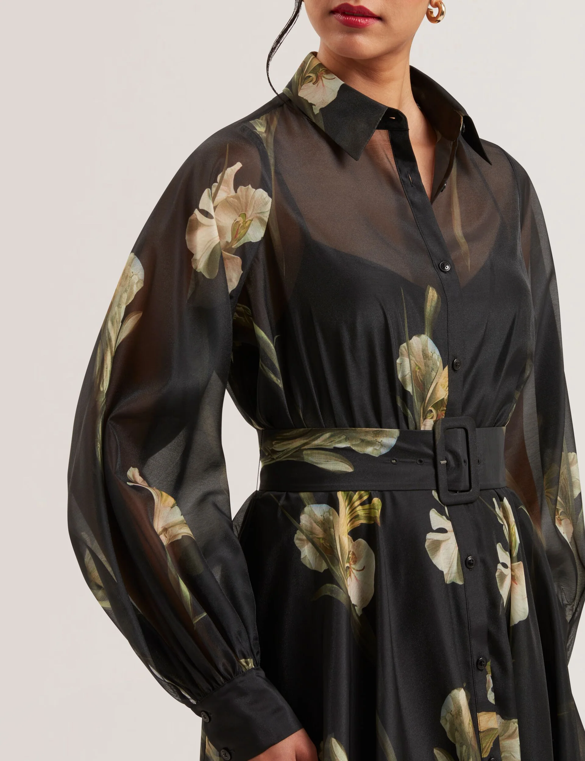 LIORRA | BLACK