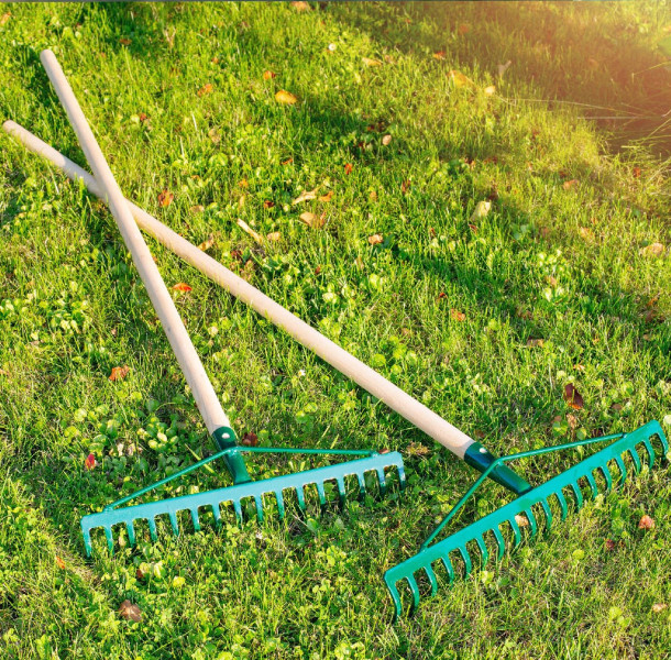 Grabie Do Liści Trawy Metalowe 18-Zębne 137cm