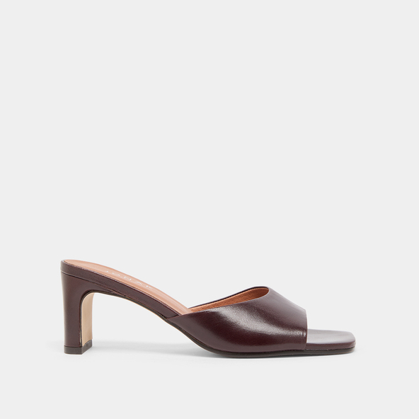 Mules à talonsen cuir marron foncé | DERIVE