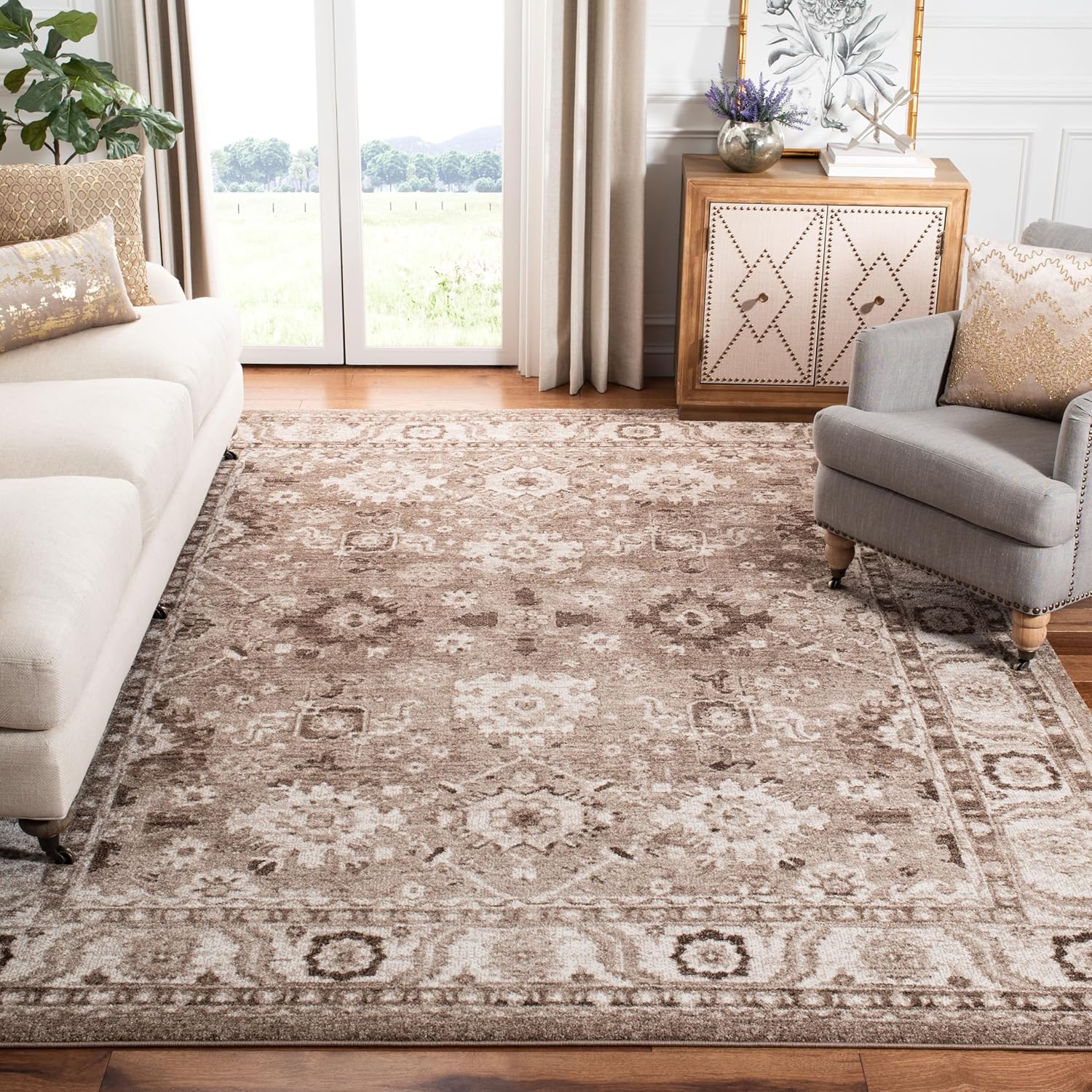 SAFAVIEH Area Rug 8x10 - Vintage Hamadan Collection - Large - Taupe, Traditional Persian Design, Non-Shedding & Easy to Clean, Ideal for Living Room, Bedroom, Dining Space (VTH214T)