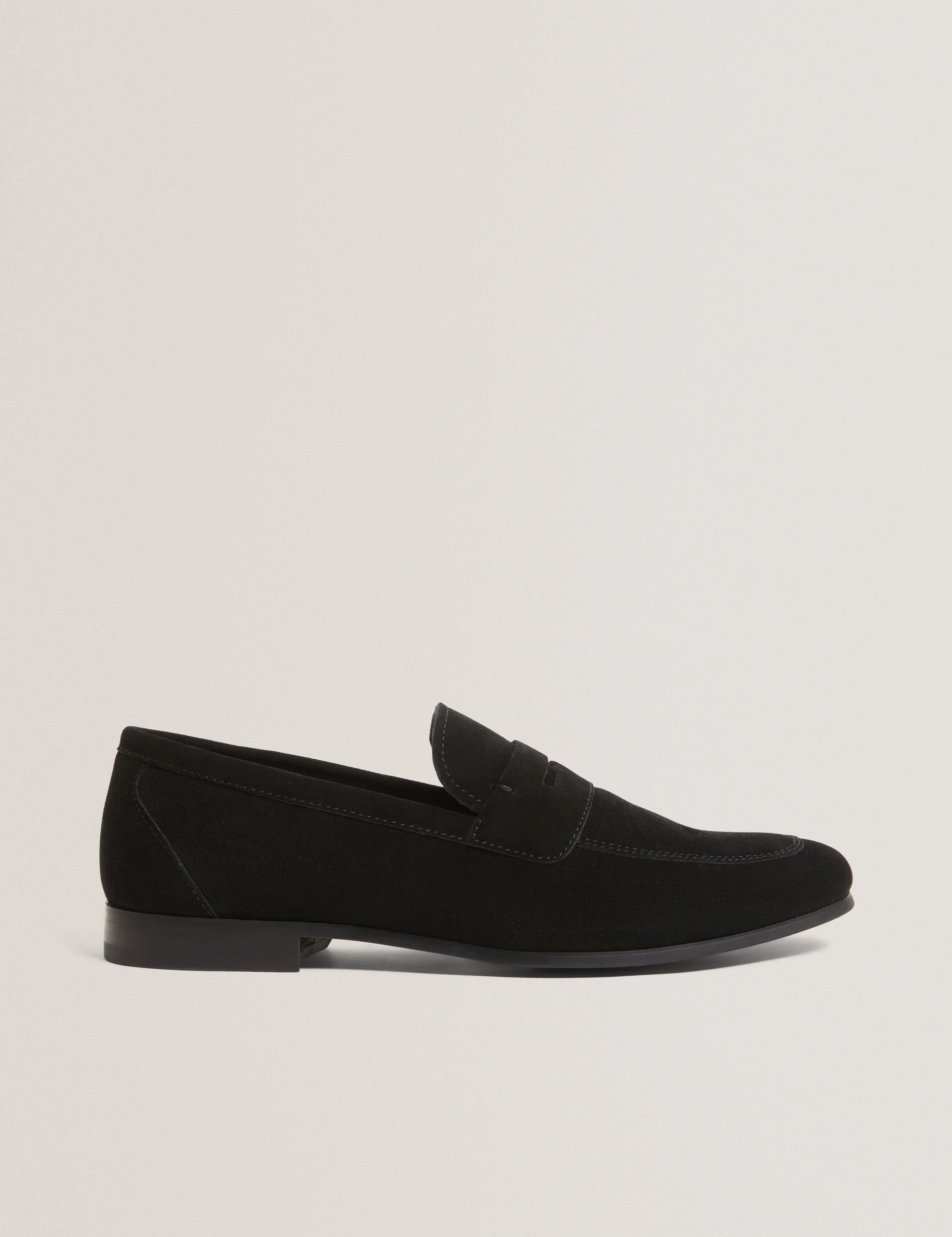 LEIVY | BLACK