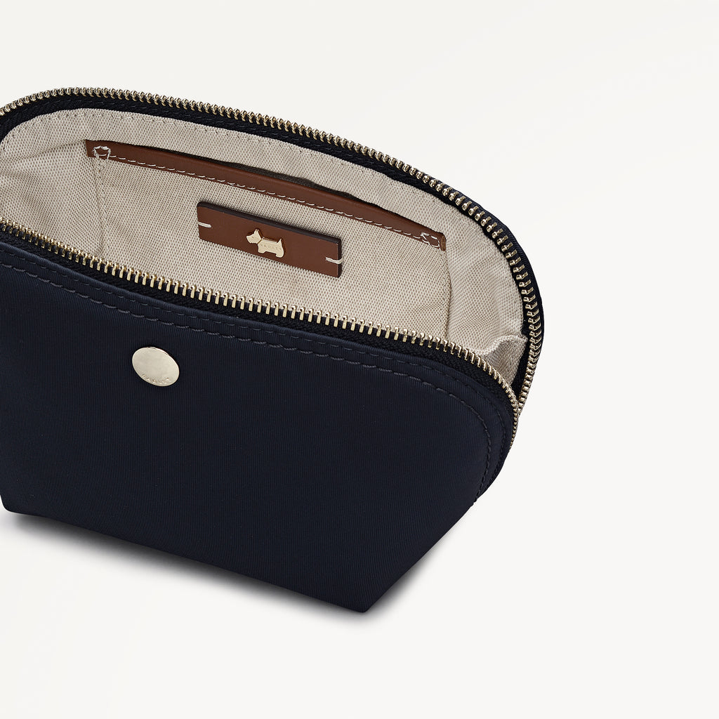 Bramwell Lane - Responsible - Medium Cosmetic Pouch