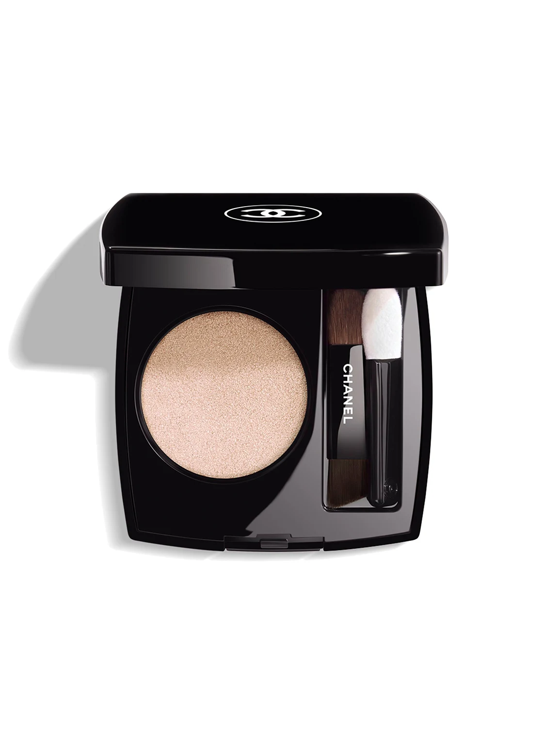 CHANEL OMBRE ESSENTIELLE