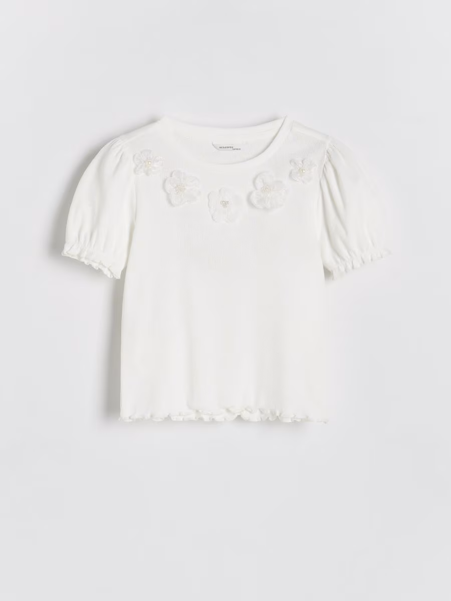 T-Shirt With Faux Pearl Appliqu&eacute;
