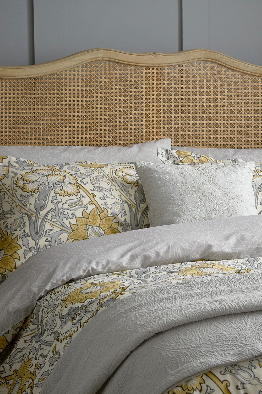 Morris & Co Pink And Rose' Cotton Duvet Cover Set
