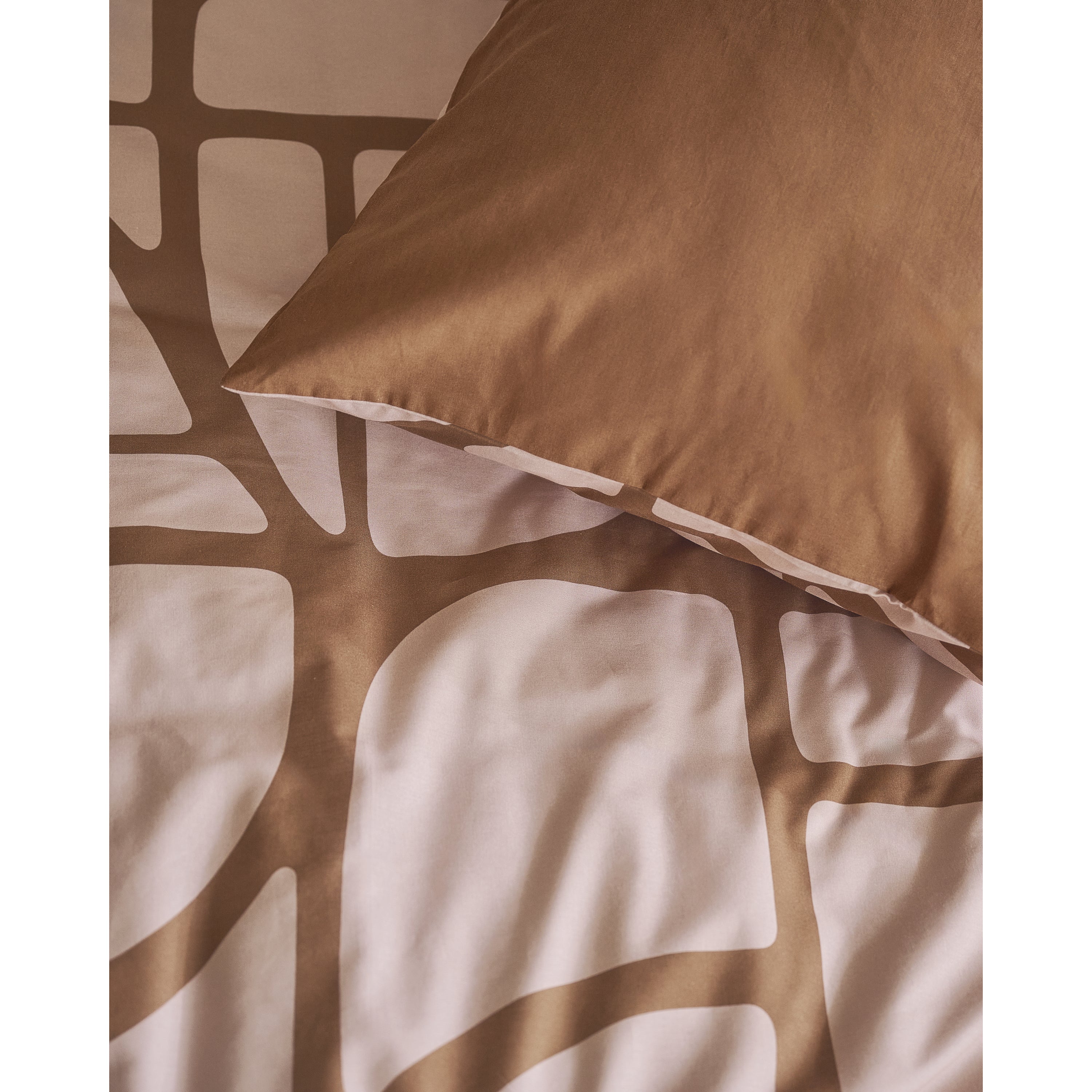 vtwonen Bold Shapes Dekbedovertrek 200 x 200/220 cm - Zachtroze