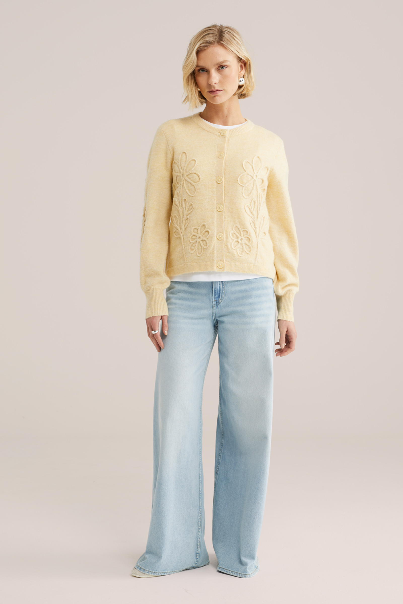 Dames vest met borduursels