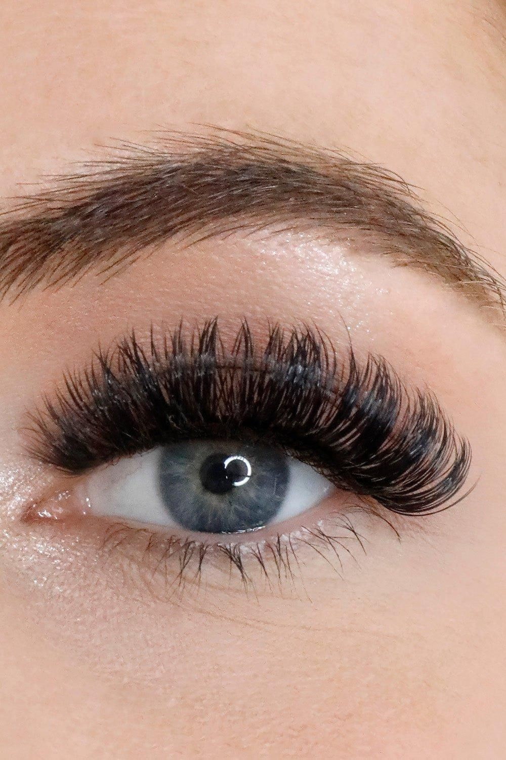 Lola's Lashes Russian "Curl Power" Strip Lashes