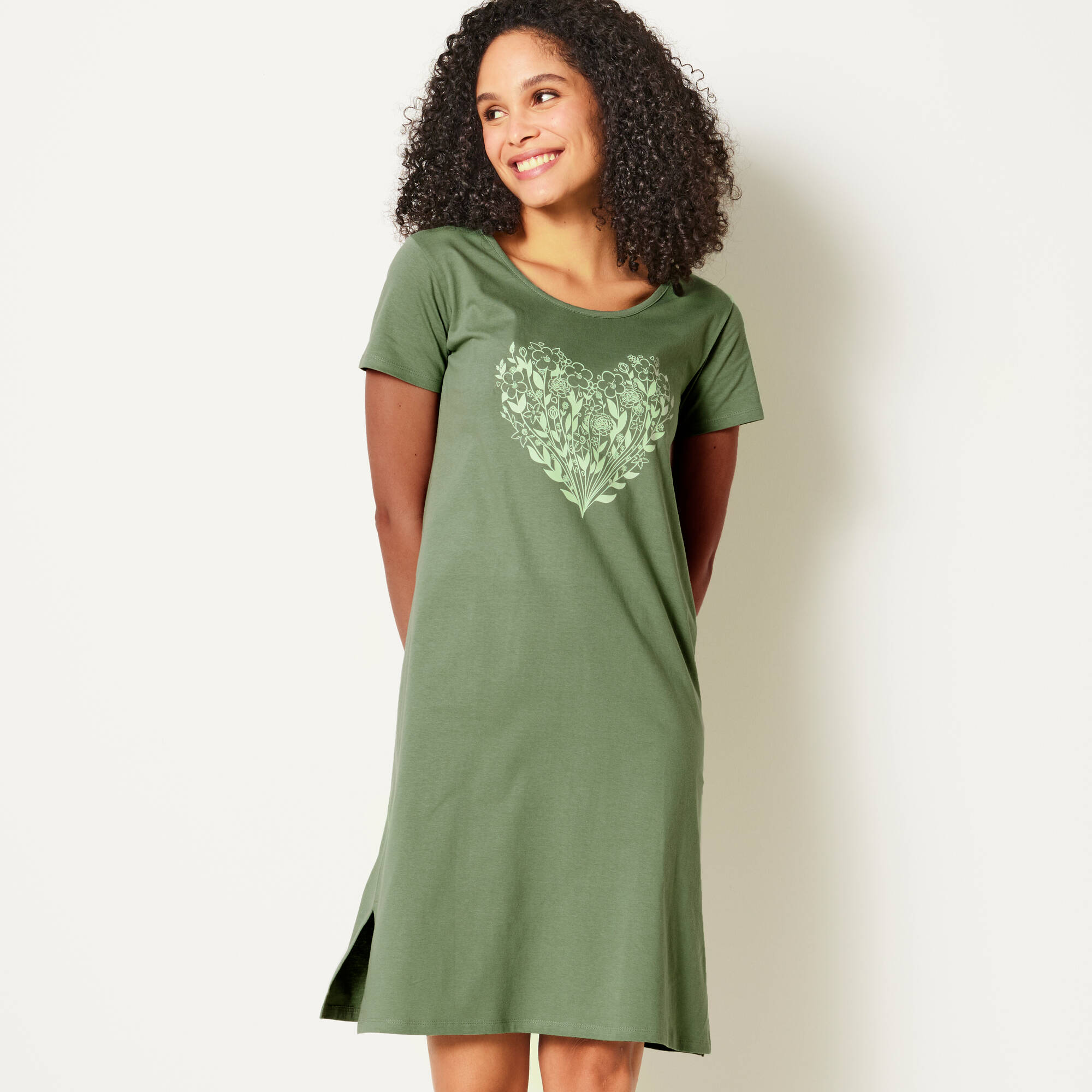 Chemise de nuit courte imprimée cœur
