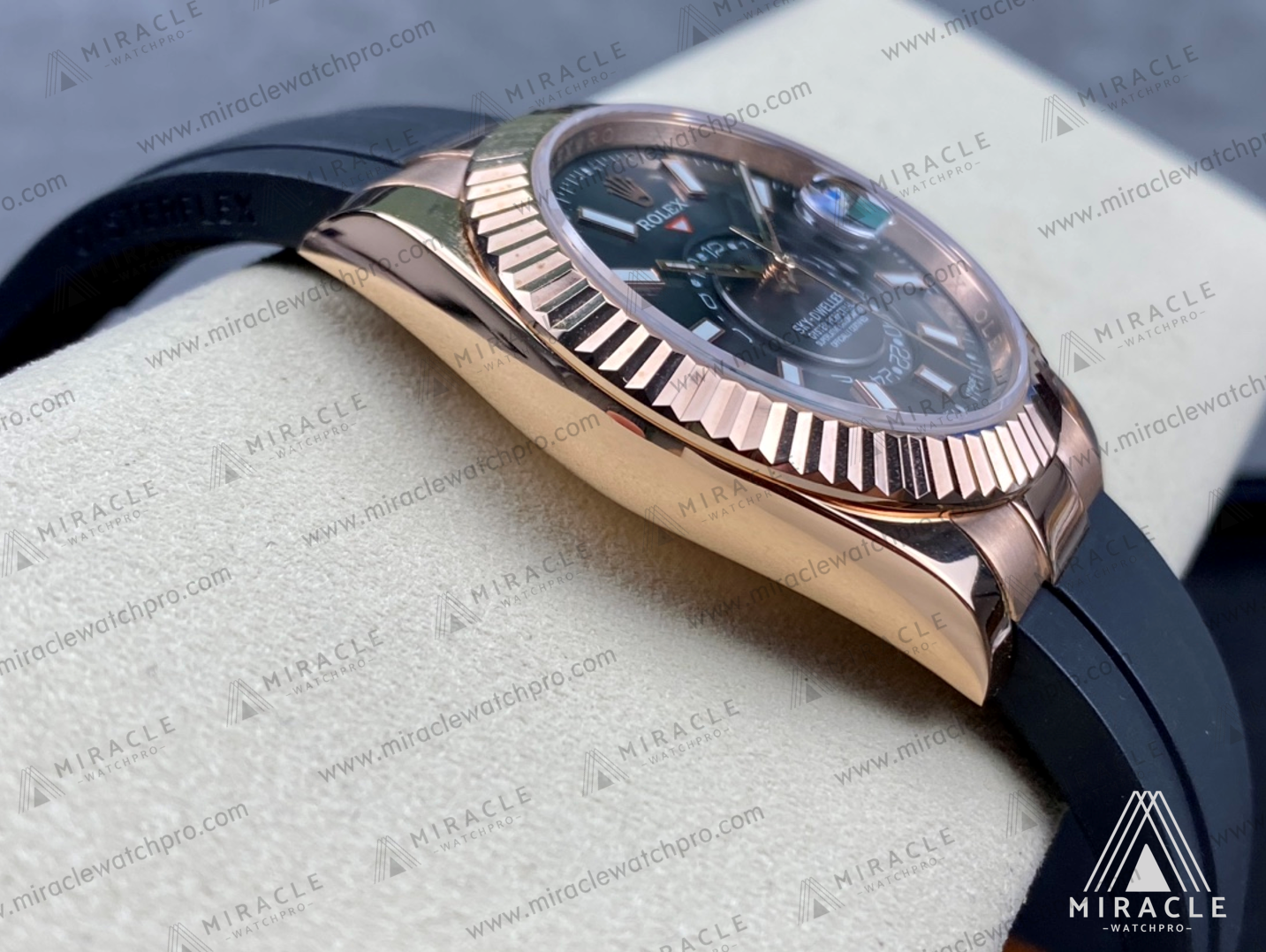Replica Watch-ROLEX-Sky Dweller-REF.M326235-0006-ELITE CLONE-42MM