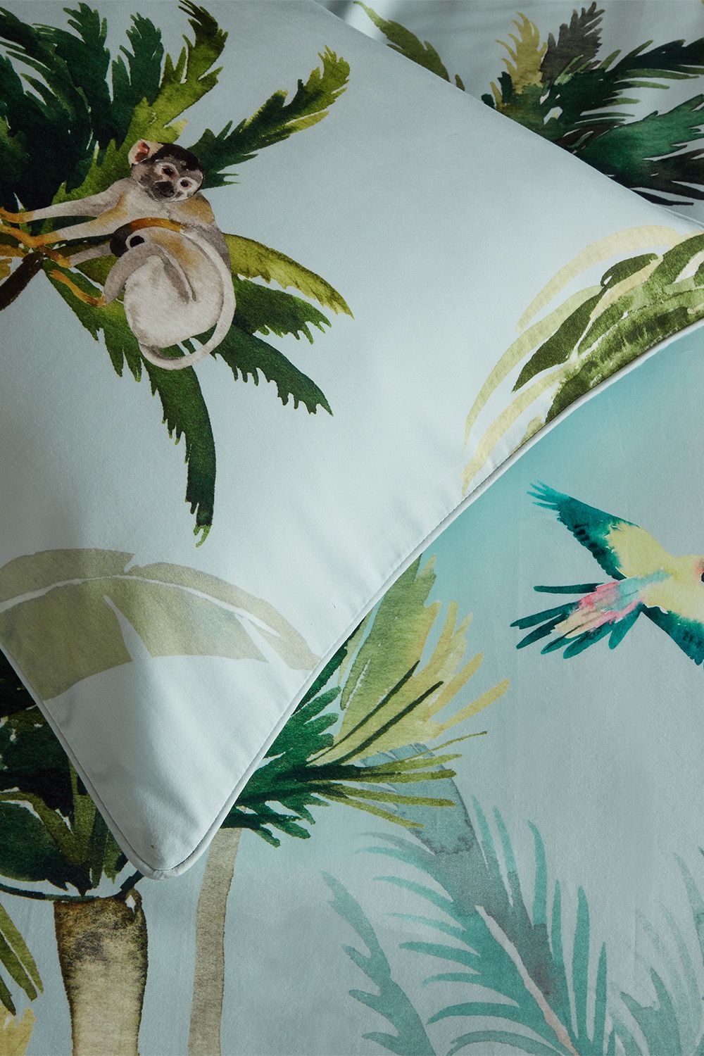 Paoletti Forsteriana 200 Thread Count Tropical Piped Pillowcases