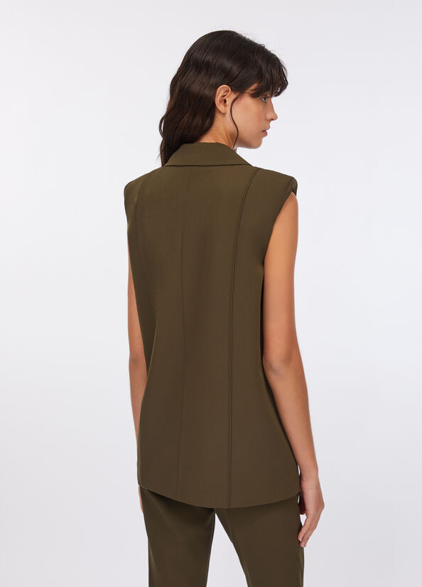 Gilet con spalline imbottite