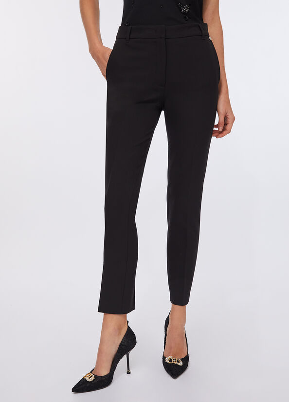 Pantaloni a sigaretta