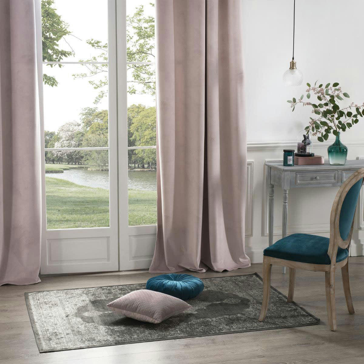 - Rideau en velours occultant polyester rose clair 140x260 cm