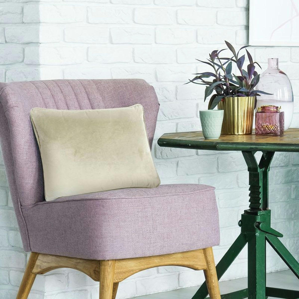 VELOURS - Coussin en velours beige clair 60x40