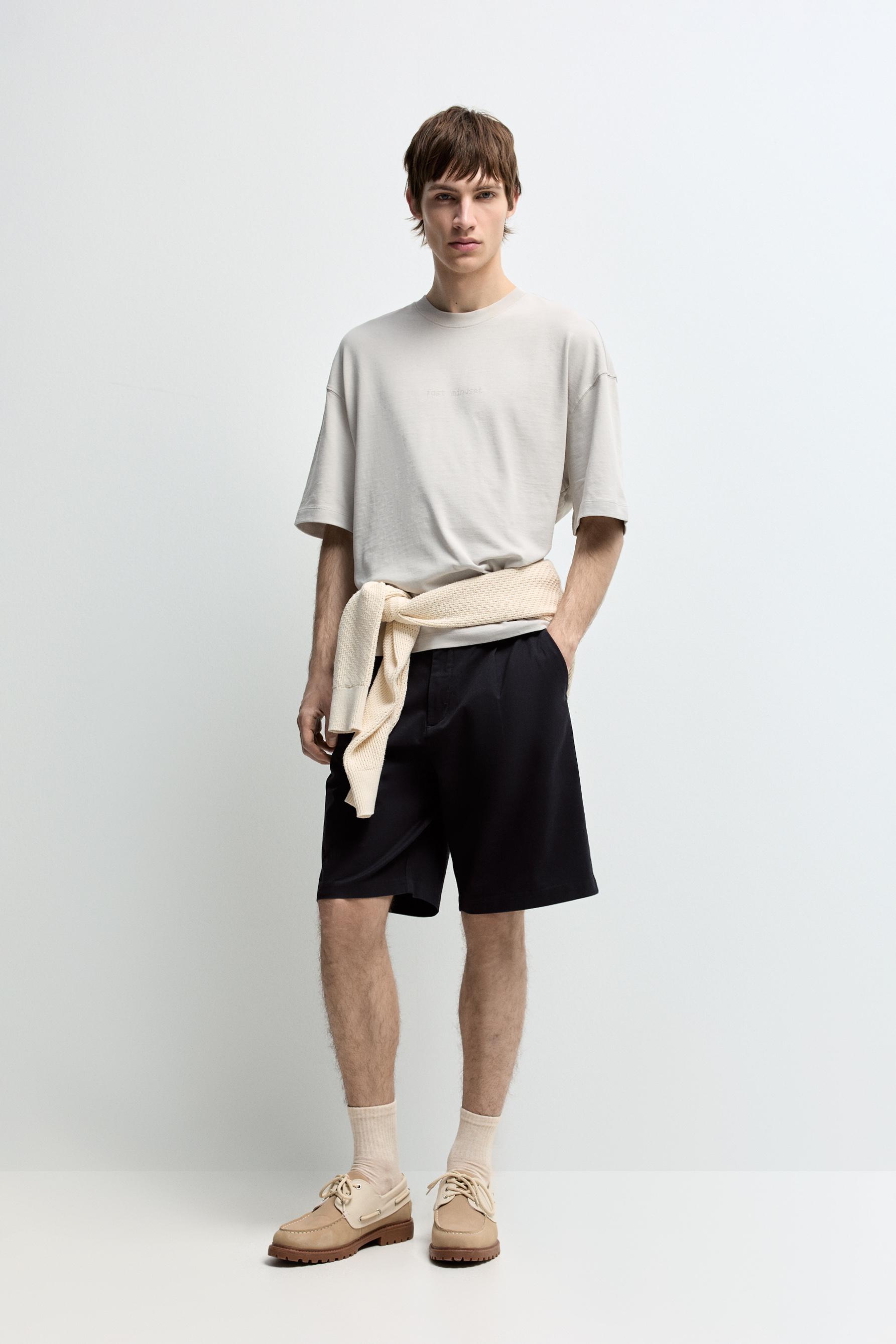 Camiseta oversize detalle