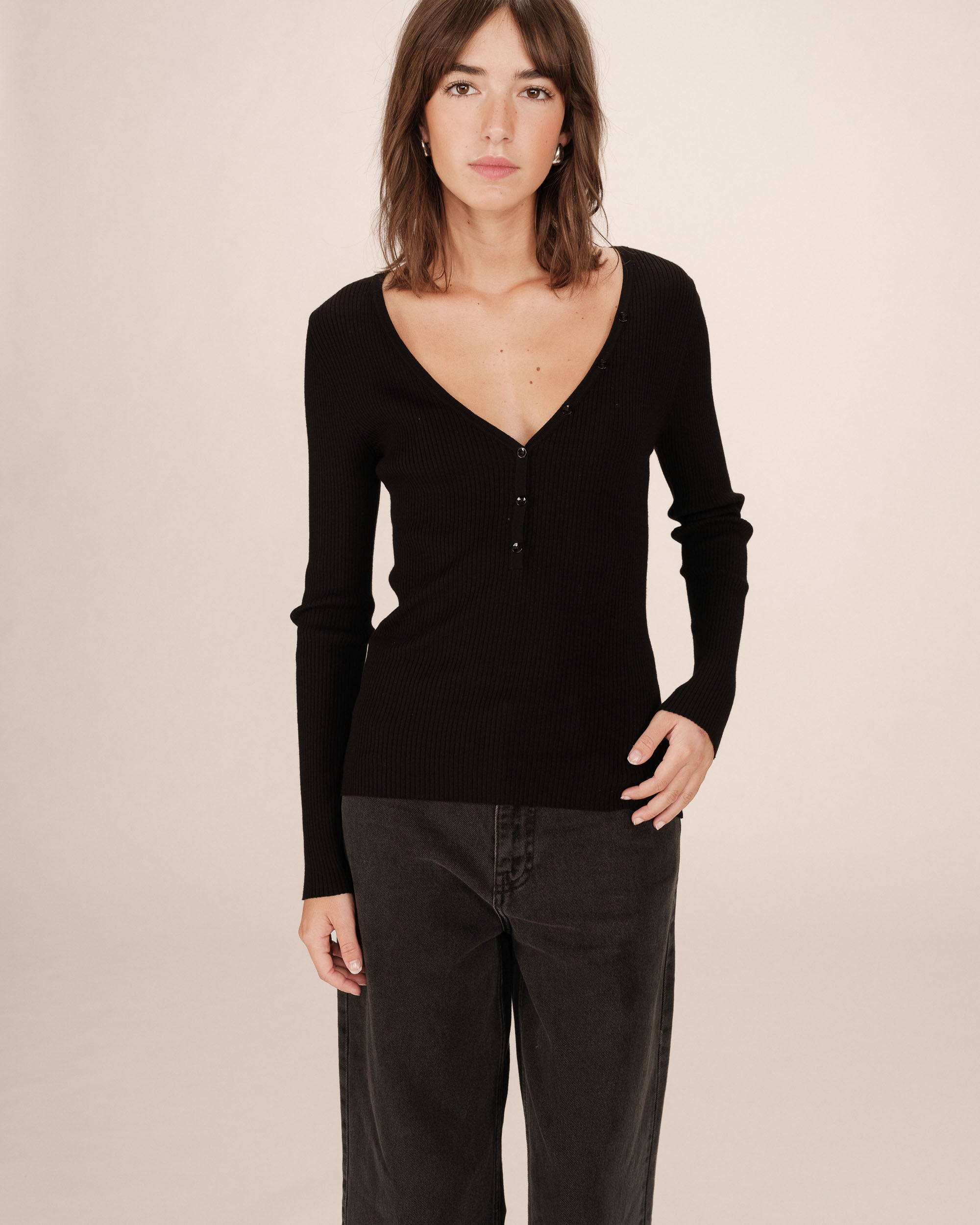 Pull en fine maille noir Saturnin