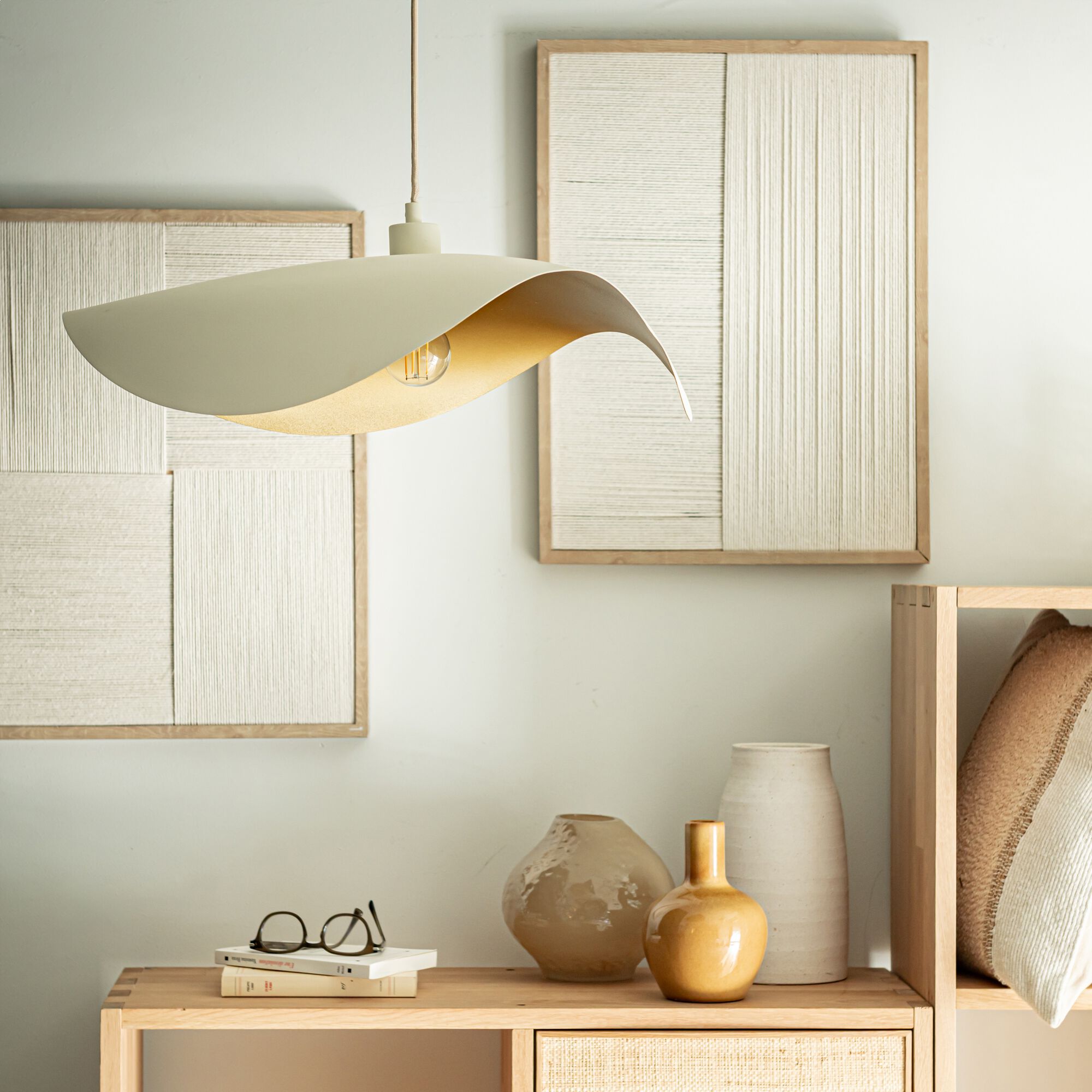 PALAVAS - Suspension électrifiée en acier - blanc