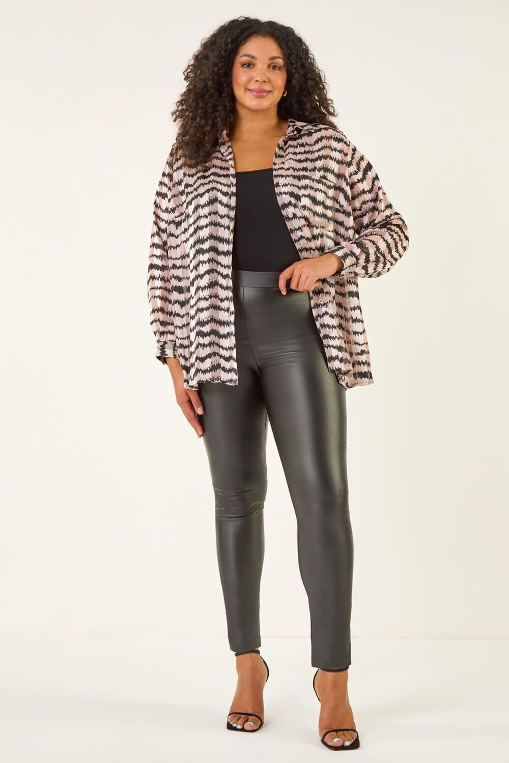Roman Curve Animal Print Pocket Shirt