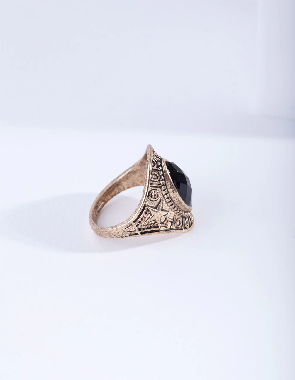 Antique Gold Star Jewel Ring