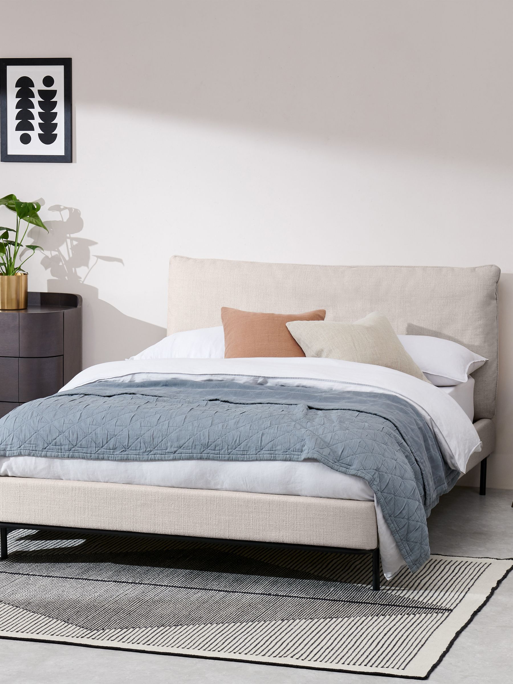 Harlow Bed in Oatmeal