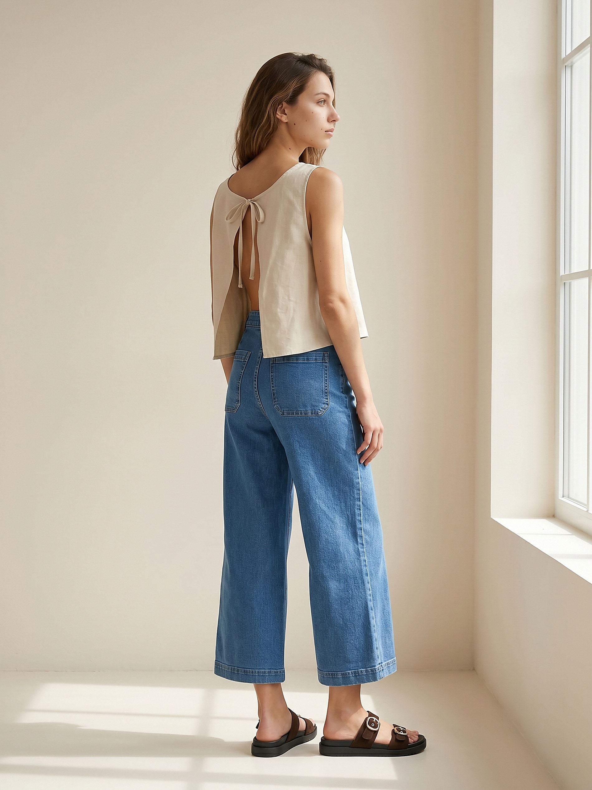 Crop top z ozdobnym wiazaniem z domieszką lnu