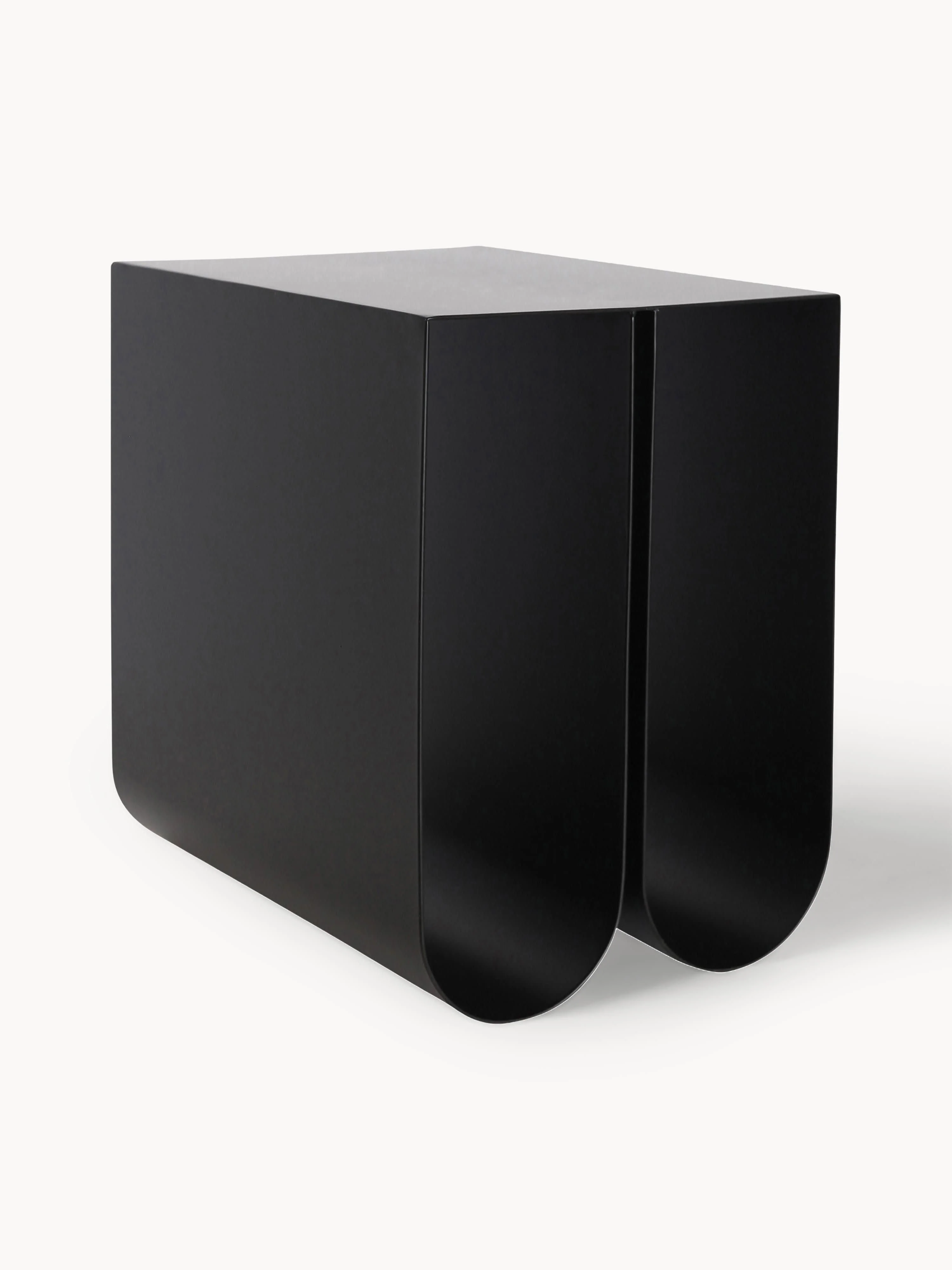 Metall-Beistelltisch Curved