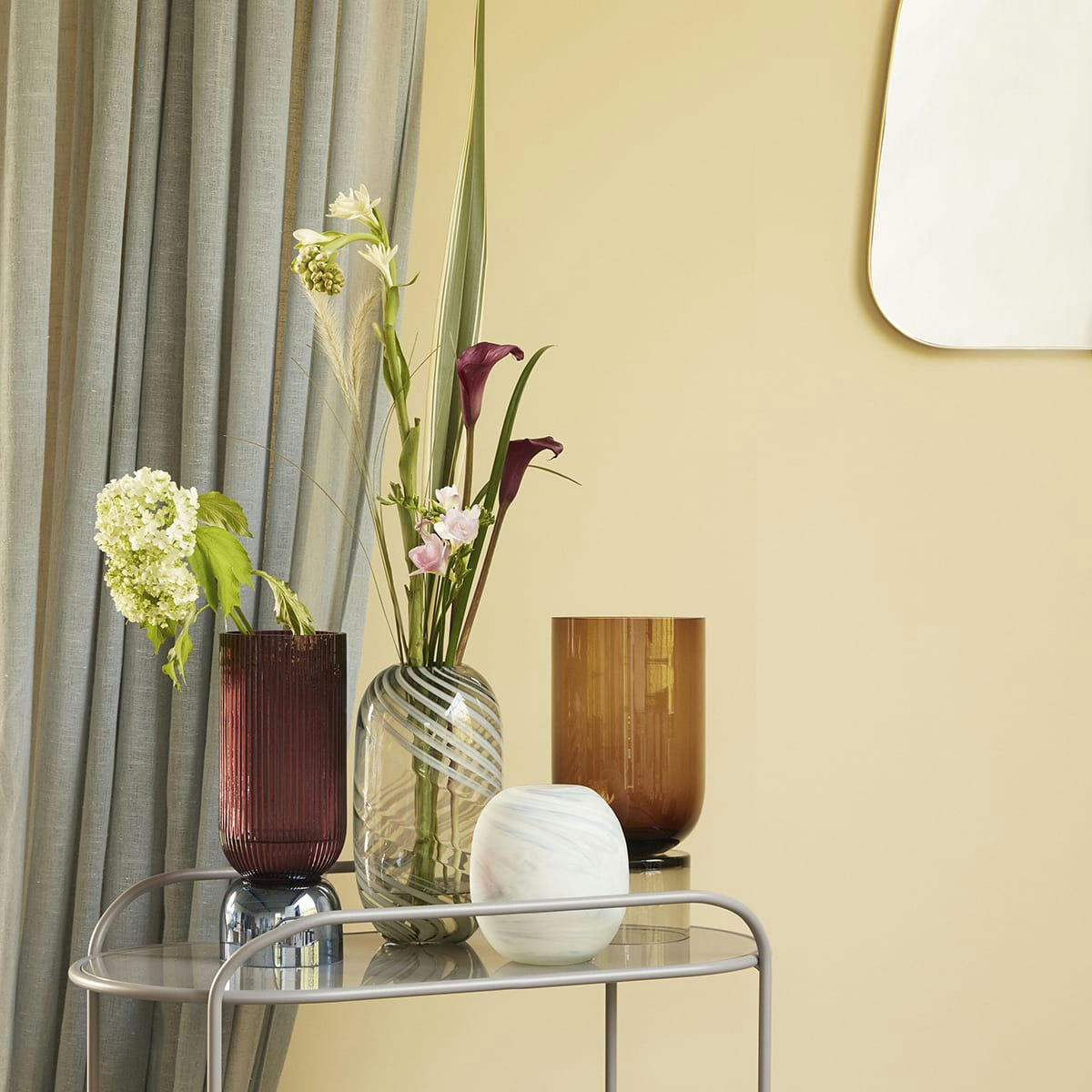 STAND - Vase fait main ambre fumé H32