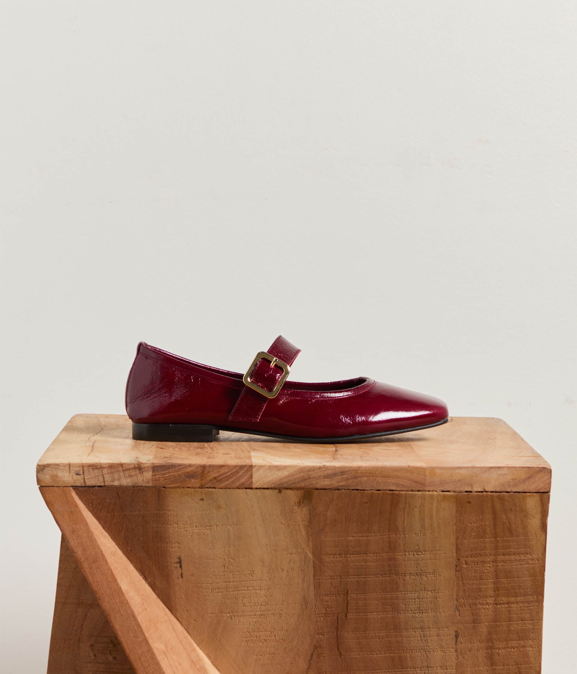 Babies en cuir cerise Lily