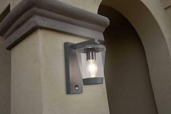 Applique outdoor IP44 Cavado à détecteur