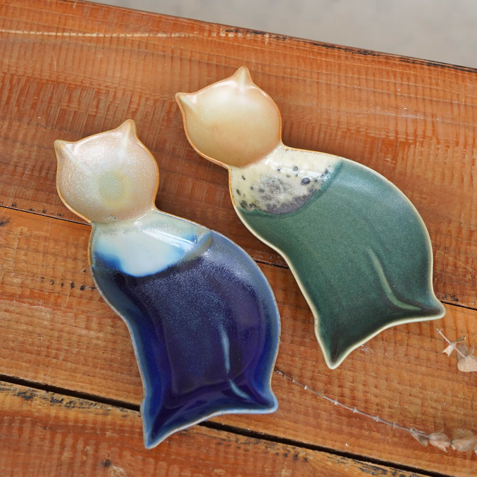 Cat Shaped Ceramic Appetizer Plates Set of 3, Handmade Pottery Snack & Dipping Dishes, Japanese Style Serving Plates, Cat Lover Gift